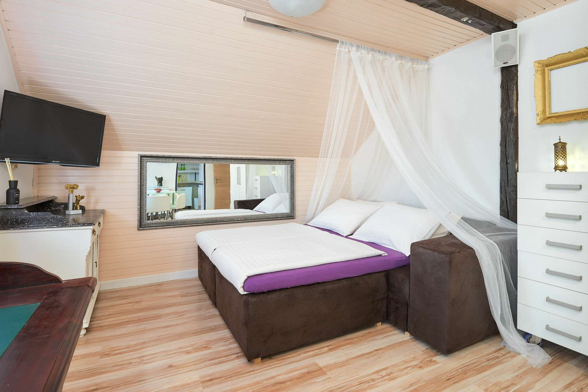 Anastasia Suites Загреб Екстериор снимка